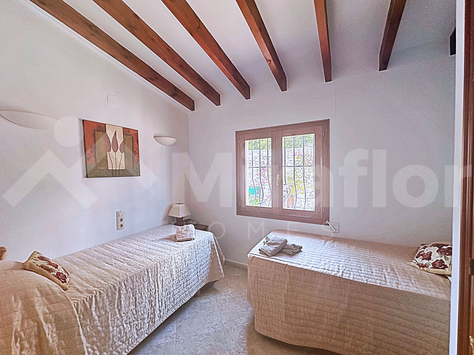 4 bedroom Villa for sale in Denia with pool - € 450,000 (Ref: 10158689)