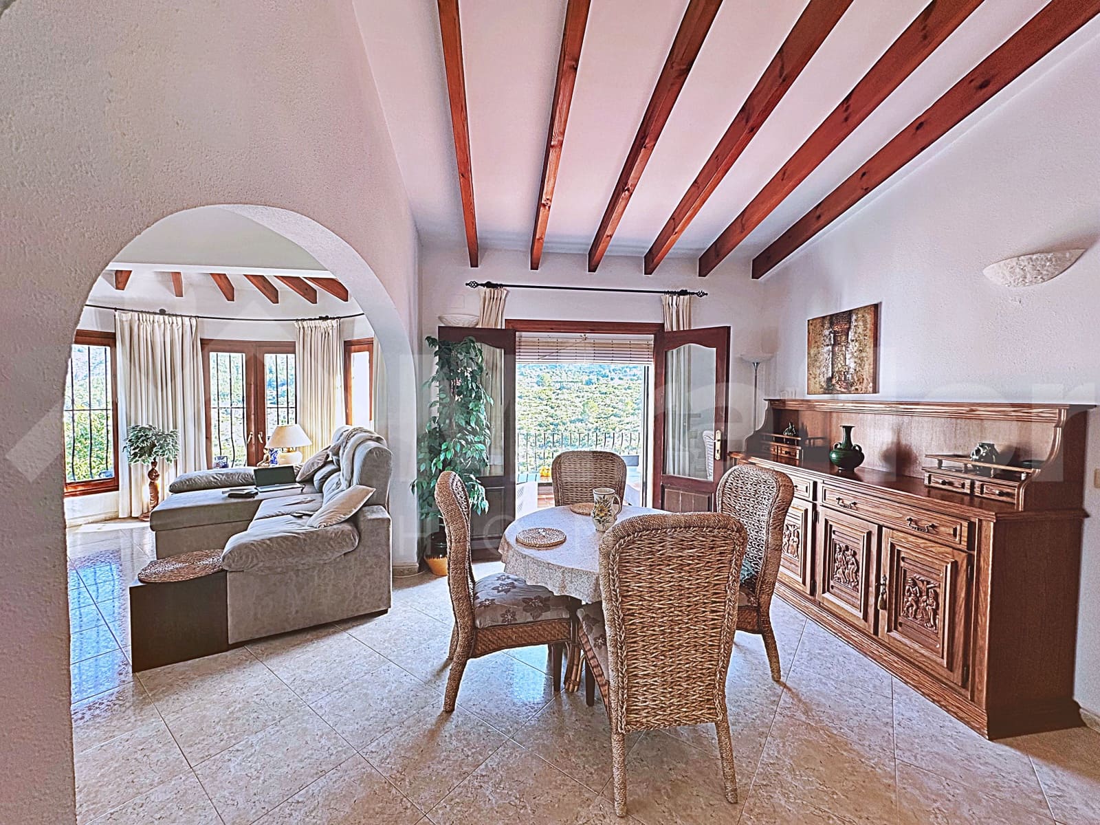 4 bedroom Villa for sale in Denia with pool - € 450,000 (Ref: 10158689)