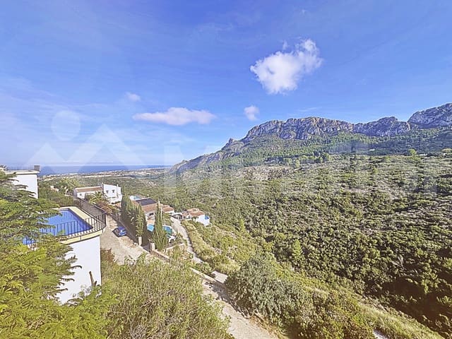 4 bedroom Villa for sale in Dénia with pool - € 450,000 (Ref: 10158689)