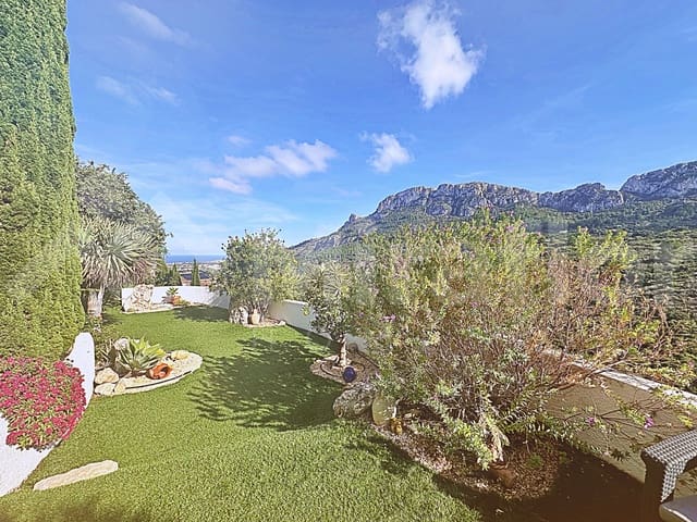 4 bedroom Villa for sale in Dénia with pool - € 450,000 (Ref: 10158689)