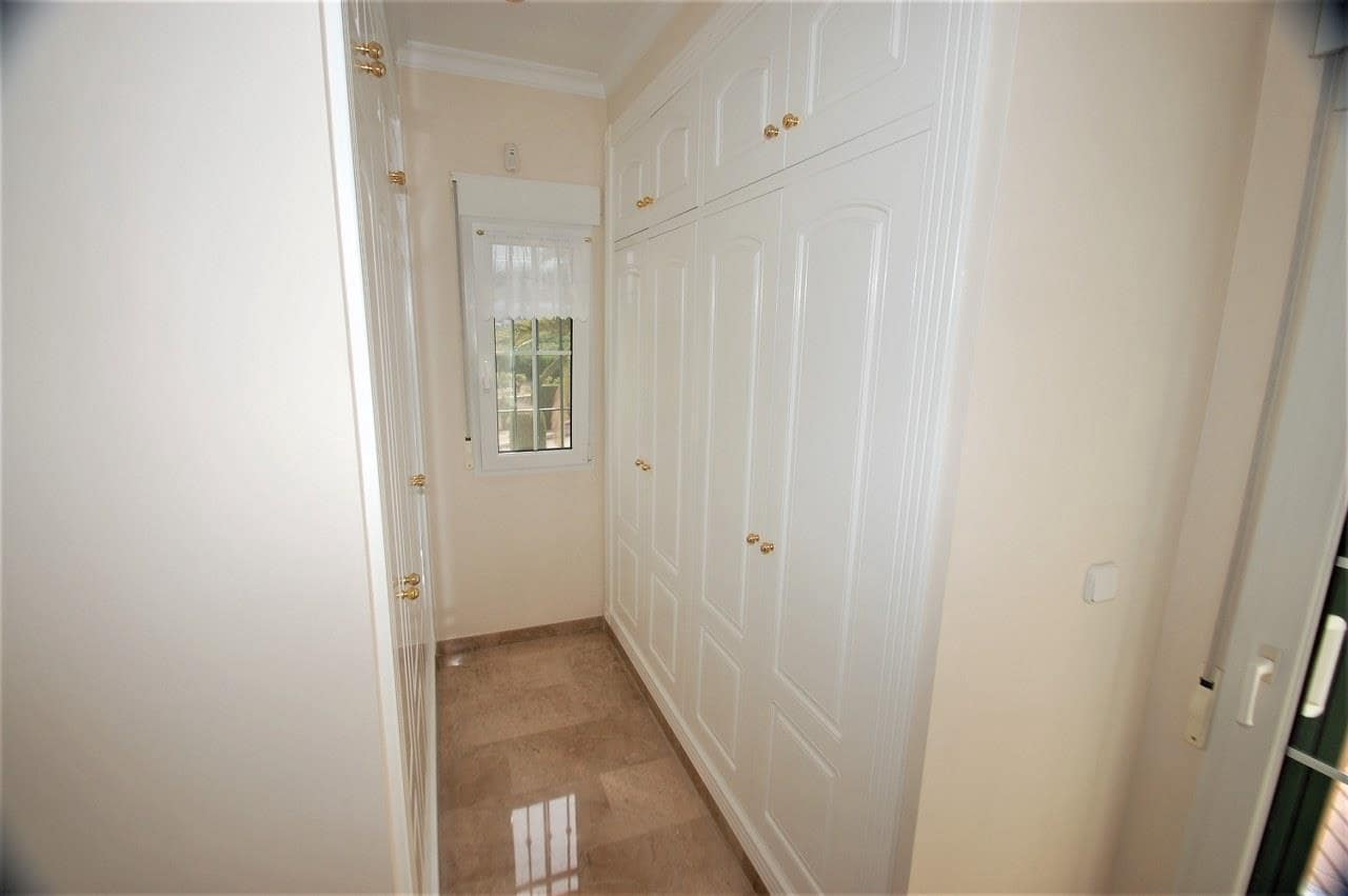 Chalet de 4 habitaciones en Dénia en venta con piscina - 1.300.000 € (Ref: 4119267)