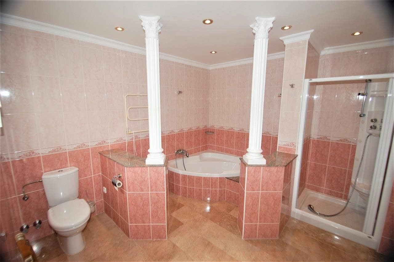 Chalet de 4 habitaciones en Dénia en venta con piscina - 1.300.000 € (Ref: 4119267)