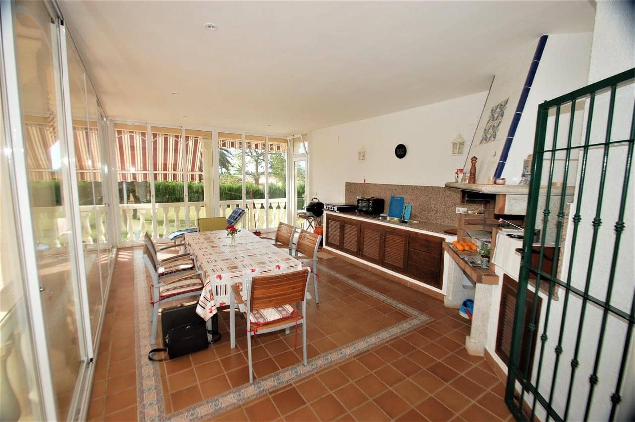 Chalet de 4 habitaciones en Dénia en venta con piscina - 1.300.000 € (Ref: 4119267)