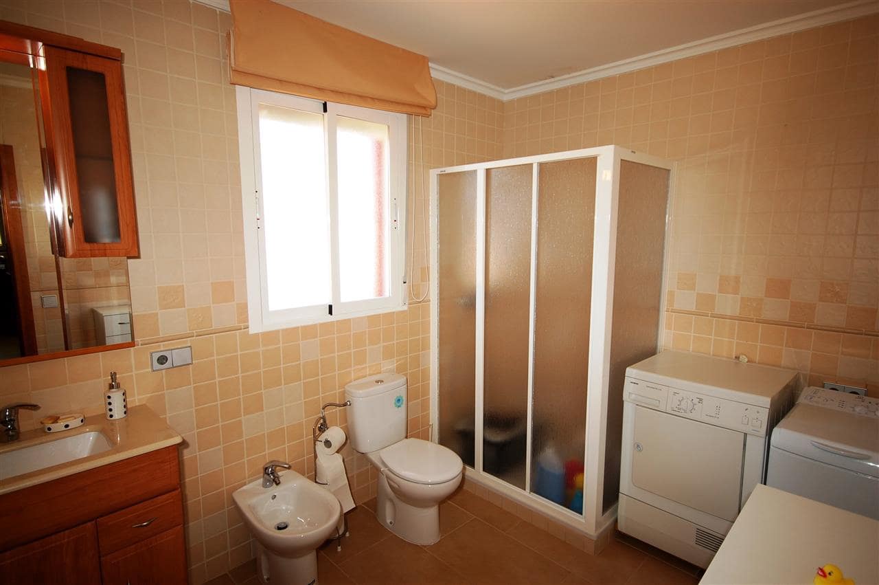 3 quarto Moradia para venda em Denia com piscina - 1 200 000 € (Ref: 4930348)