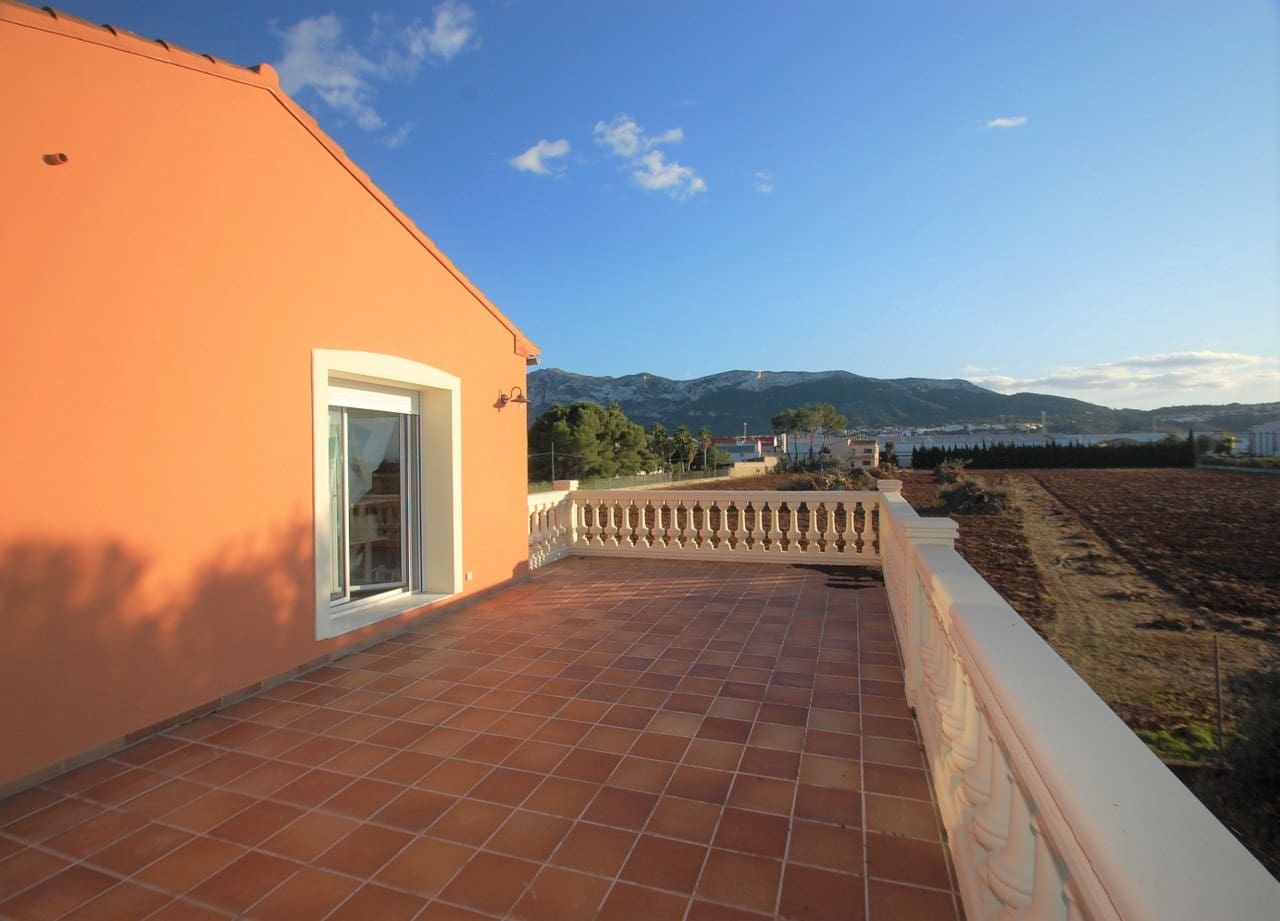 6 sovrum Villa till salu i Denia - 790 000 € (Ref: 4960141)