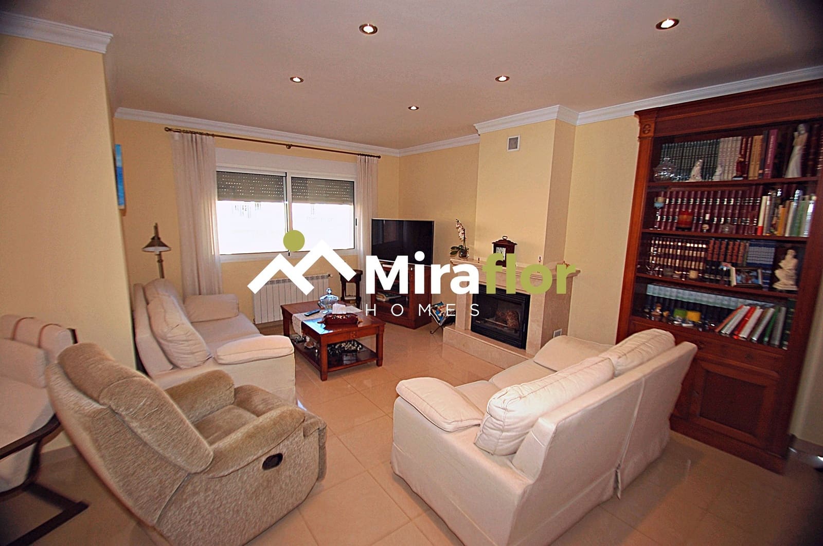 Chalet de 5 habitaciones en Dénia en venta con piscina - 795.000 € (Ref: 5253994)