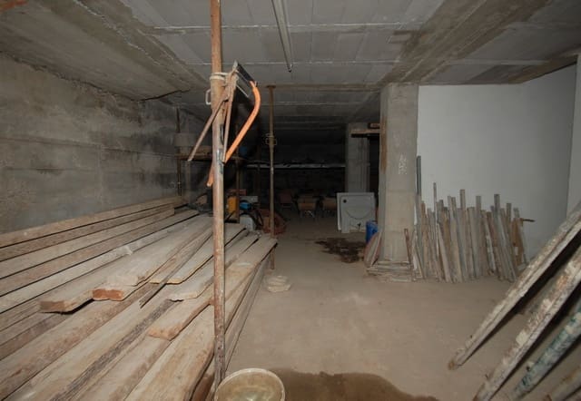 Commercial for sale in Pego - € 130,000 (Ref: 5808118)