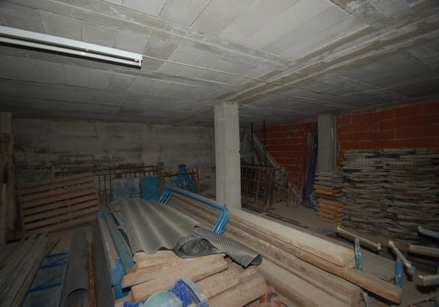Commercial for sale in Pego - € 130,000 (Ref: 5808118)