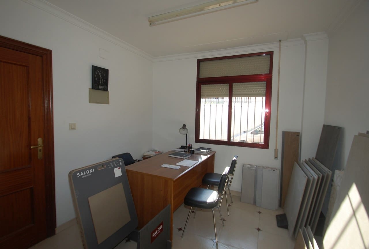 Entreprise à vendre à Pego - 130 000 € (Ref: 5808118)