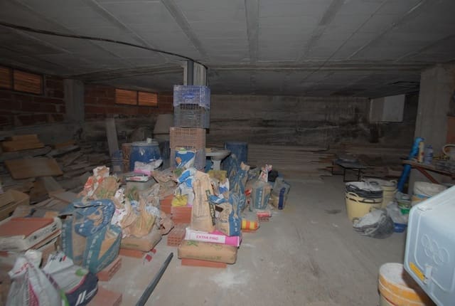 Yritys myytävänä paikassa Pego - 130 000 € (Ref: 5808118)