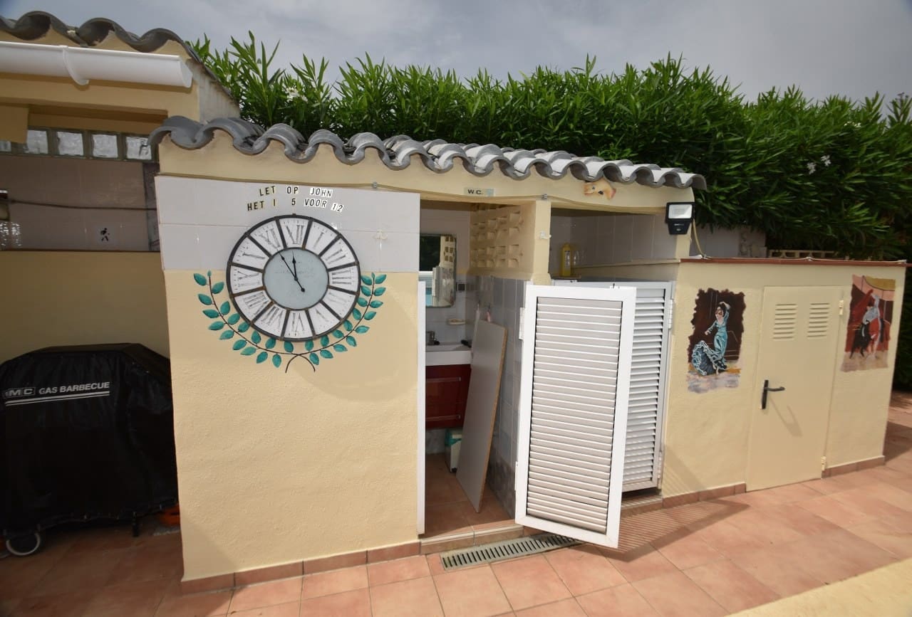 5 Zimmer Villa zu verkaufen in Els Poblets mit Pool - 765.000 € (Ref: 6144697)