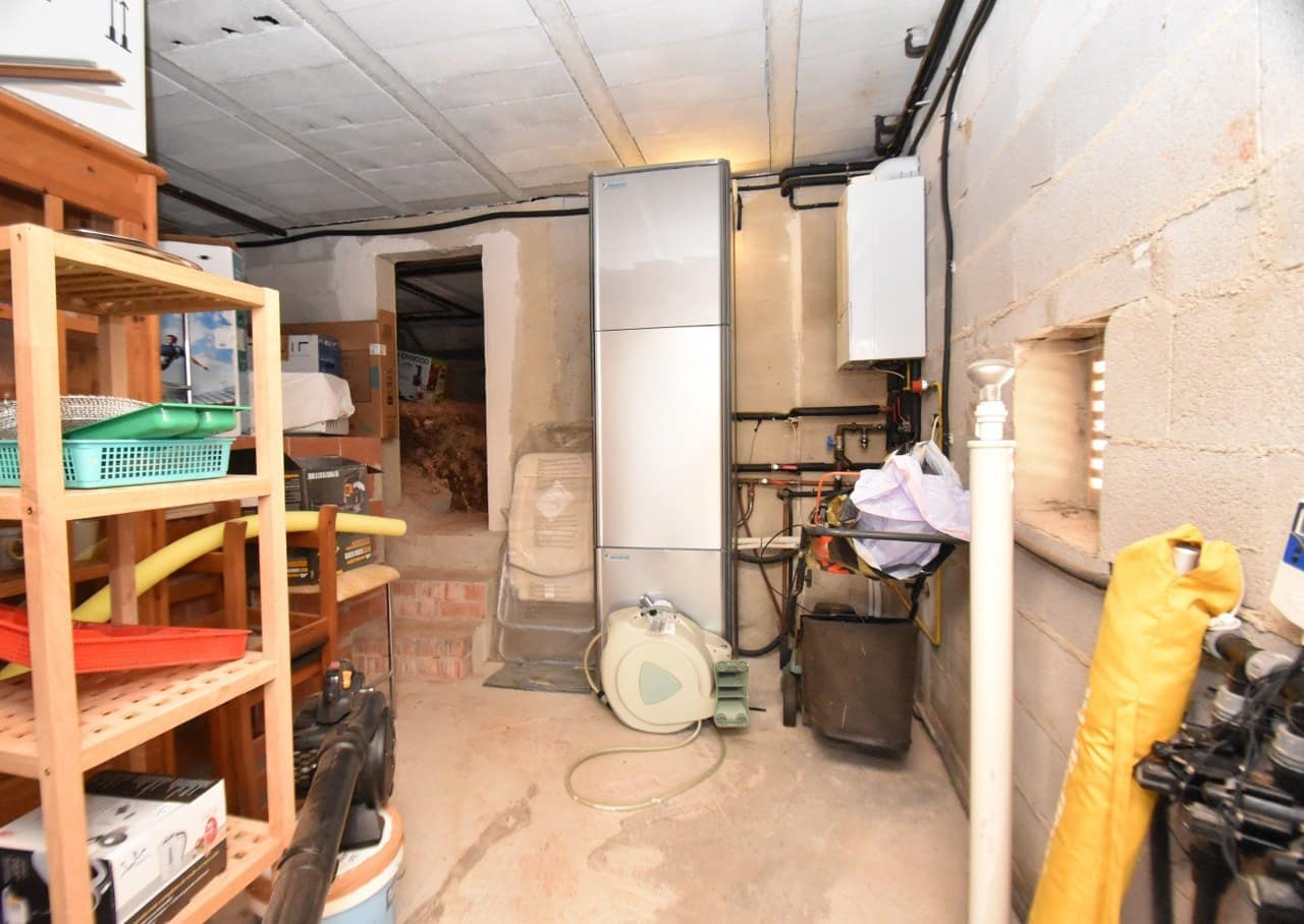 Chalet de 3 habitaciones en Dénia en venta con piscina - 590.000 € (Ref: 6250851)