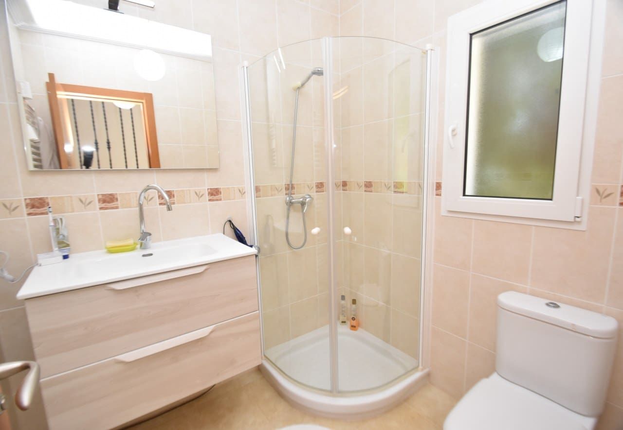 3 bedroom Villa for sale in Denia with pool - € 590,000 (Ref: 6250851)