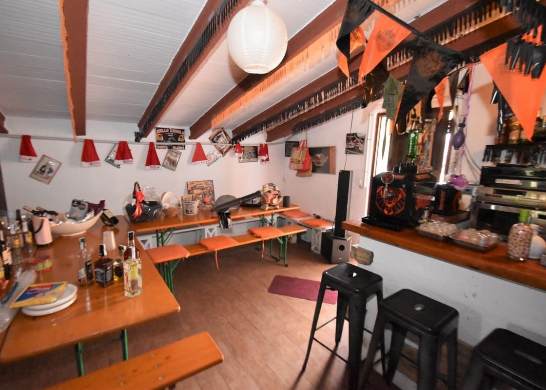 9 bedroom Villa for sale in Denia with pool - € 980,000 (Ref: 6826317)