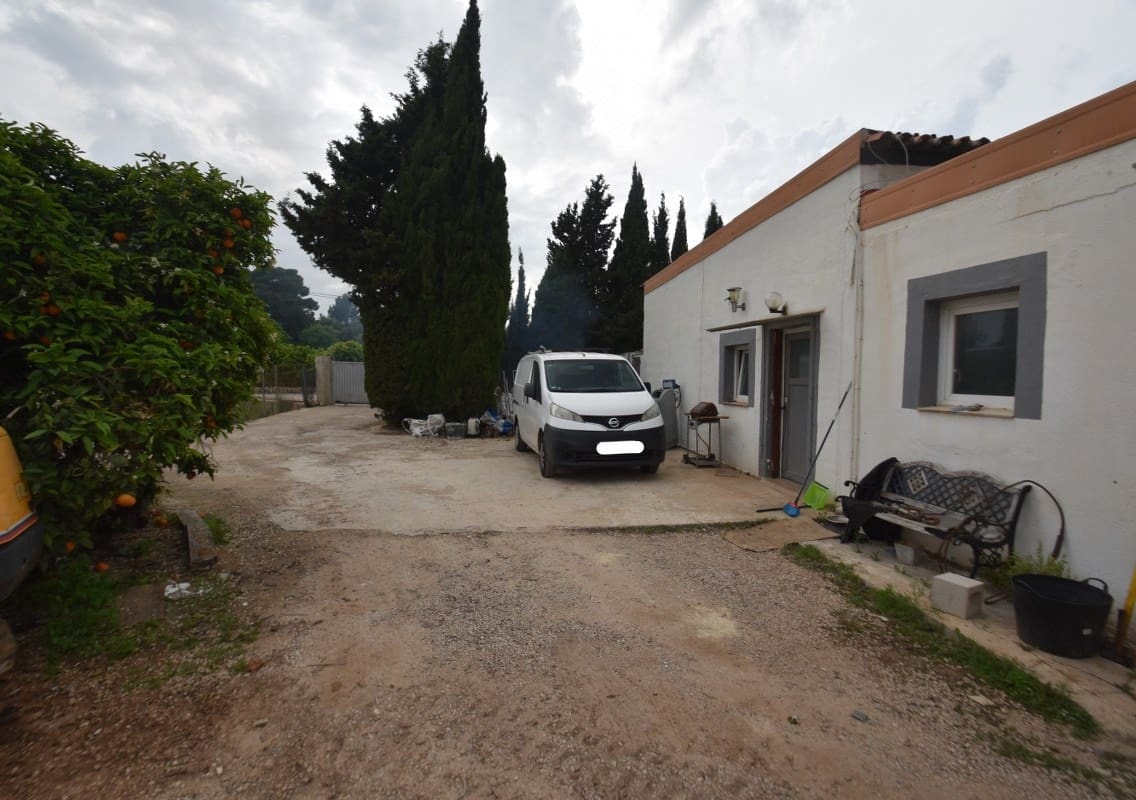 9 bedroom Villa for sale in Denia with pool - € 980,000 (Ref: 6826317)