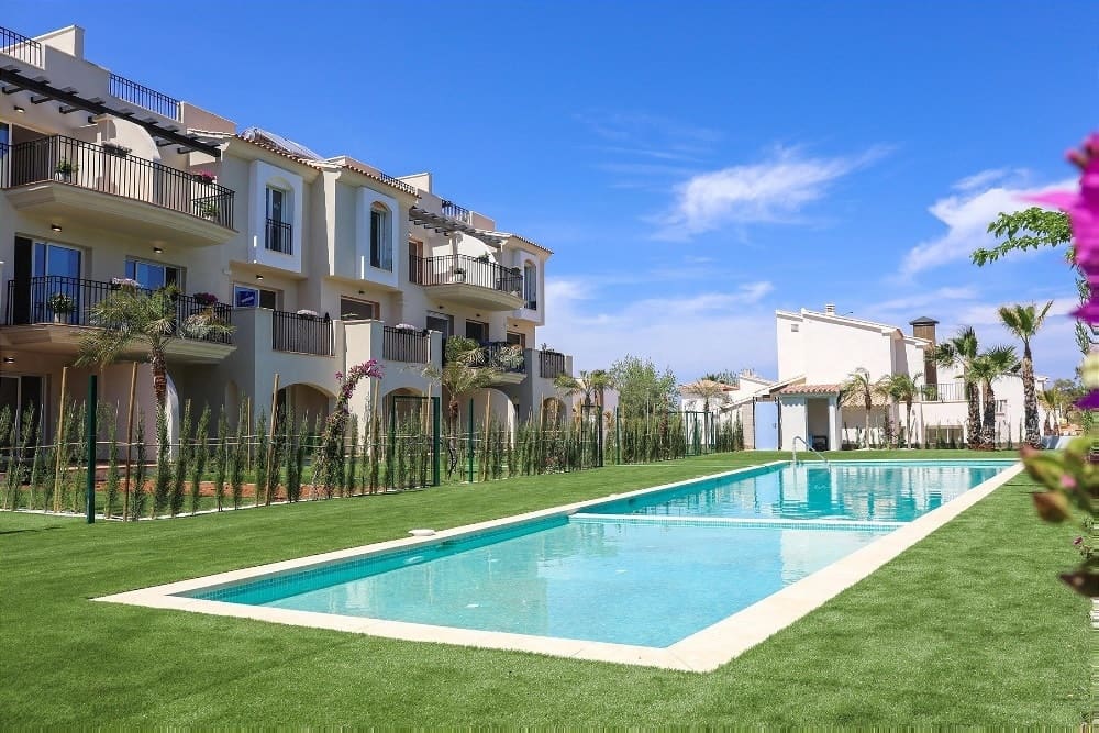2 bedroom Apartment for sale in Denia with pool - € 381,000 (Ref: 7386024)