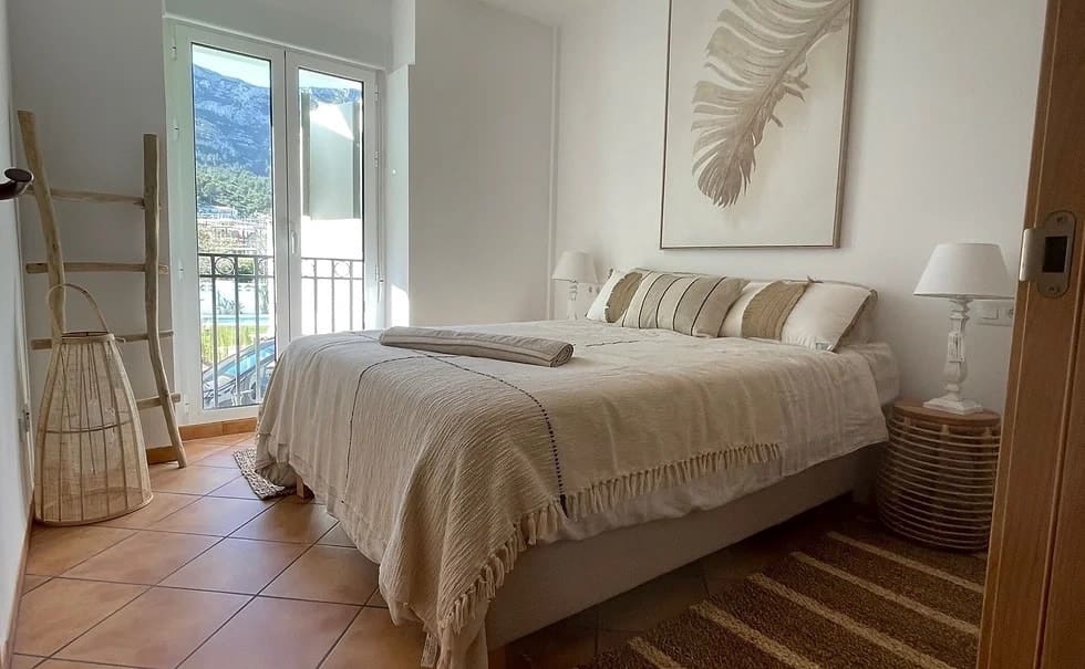 2 bedroom Apartment for sale in Denia with pool - € 381,000 (Ref: 7386024)