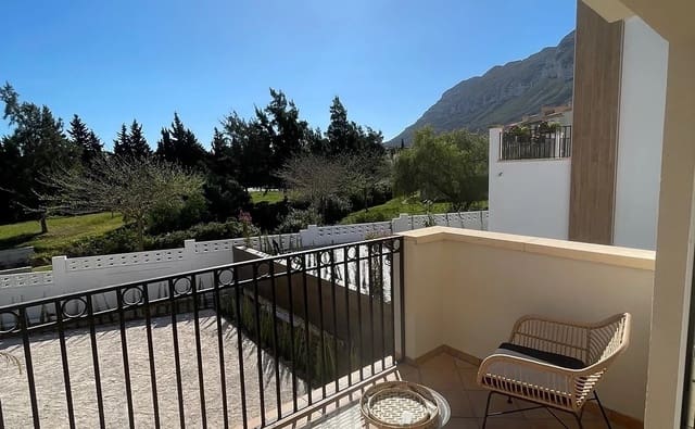 2 bedroom Apartment for sale in Dénia with pool - € 381,000 (Ref: 7386024)