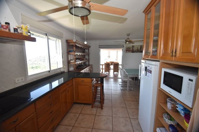 4 soveværelse Villa til salg i Oliva med swimmingpool - € 489.000 (Ref: 7615307)