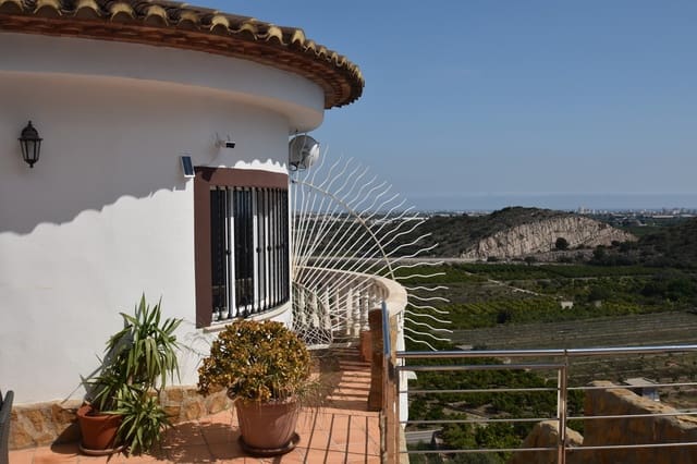 4 soveværelse Villa til salg i Oliva med swimmingpool - € 489.000 (Ref: 7615307)