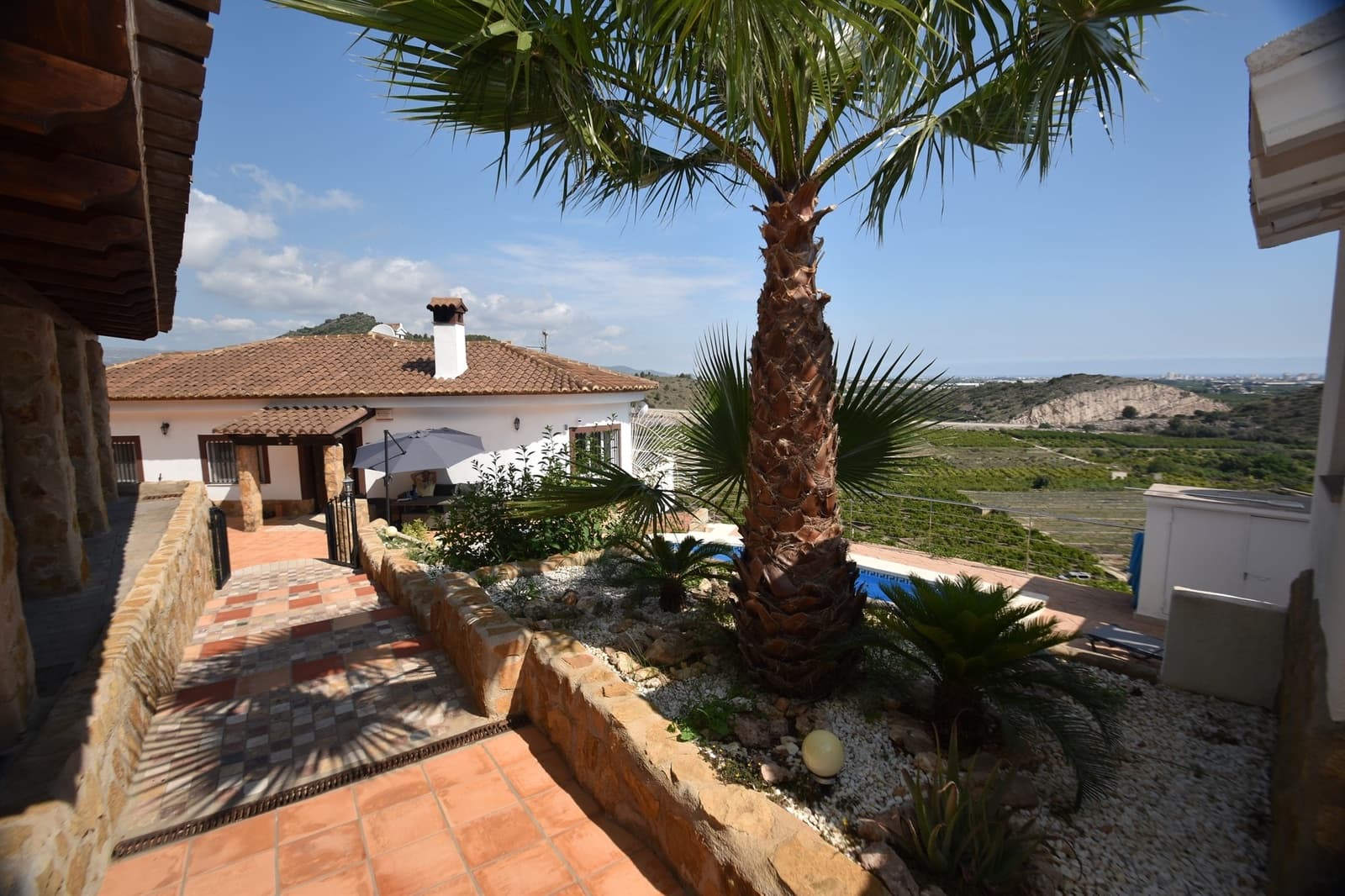 4 soveværelse Villa til salg i Oliva med swimmingpool - € 489.000 (Ref: 7615307)