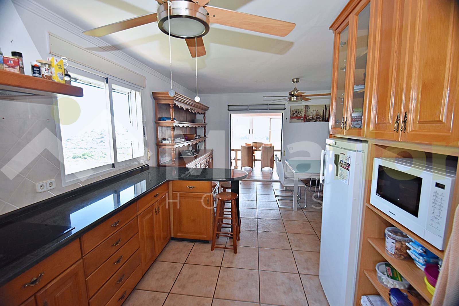 4 bedroom Villa for sale in Oliva with pool - € 495,000 (Ref: 7615307)