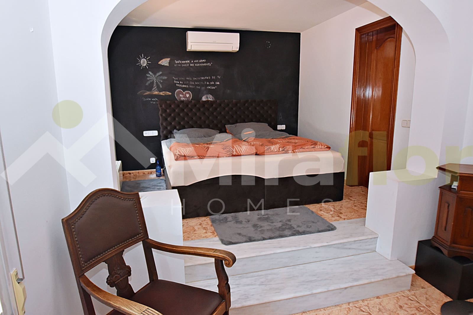 4 bedroom Villa for sale in Oliva with pool - € 495,000 (Ref: 7615307)