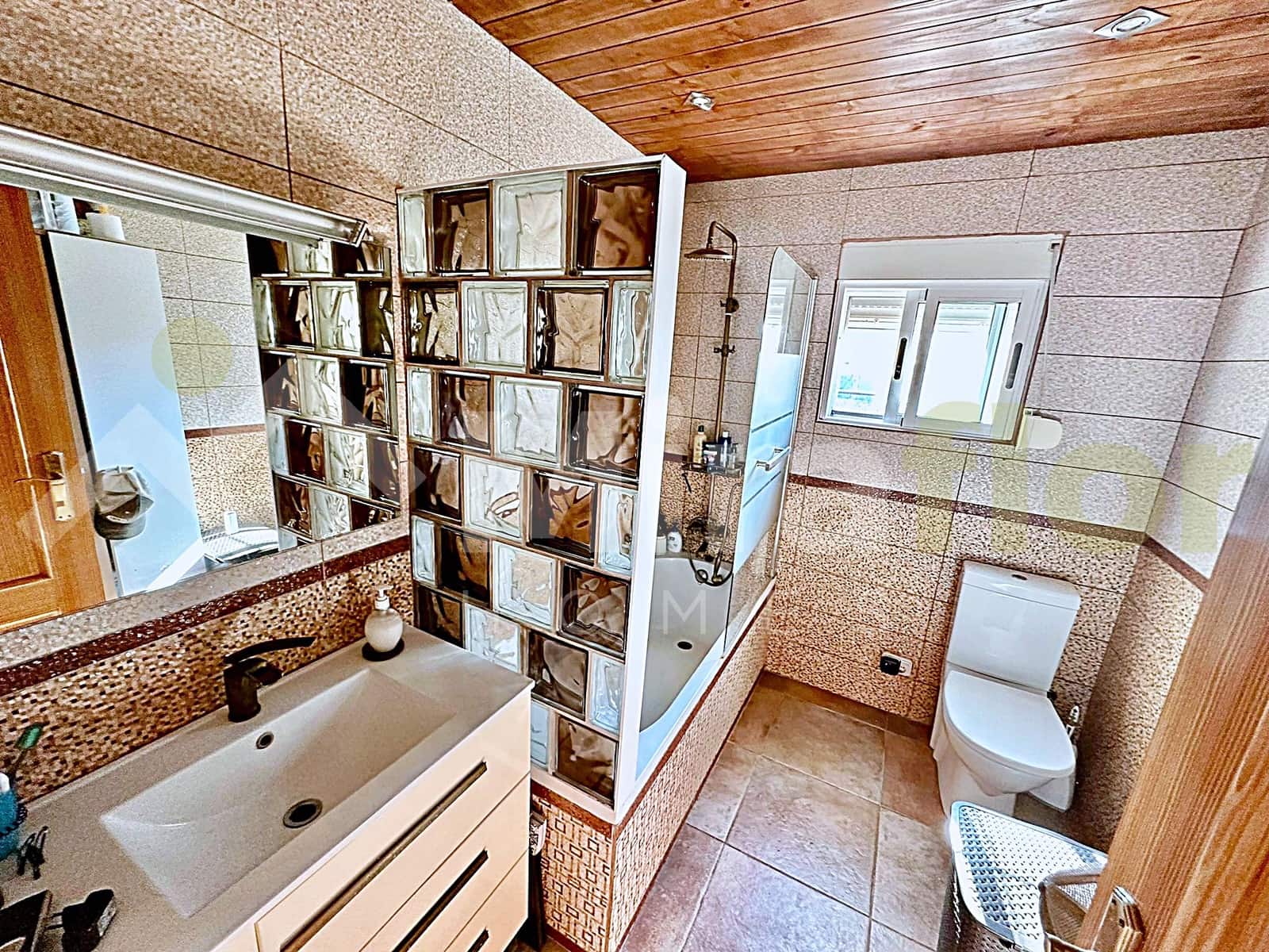 3 slaapkamer Finca/Landhuis te koop in Oliva - € 185.000 (Ref: 7830732)