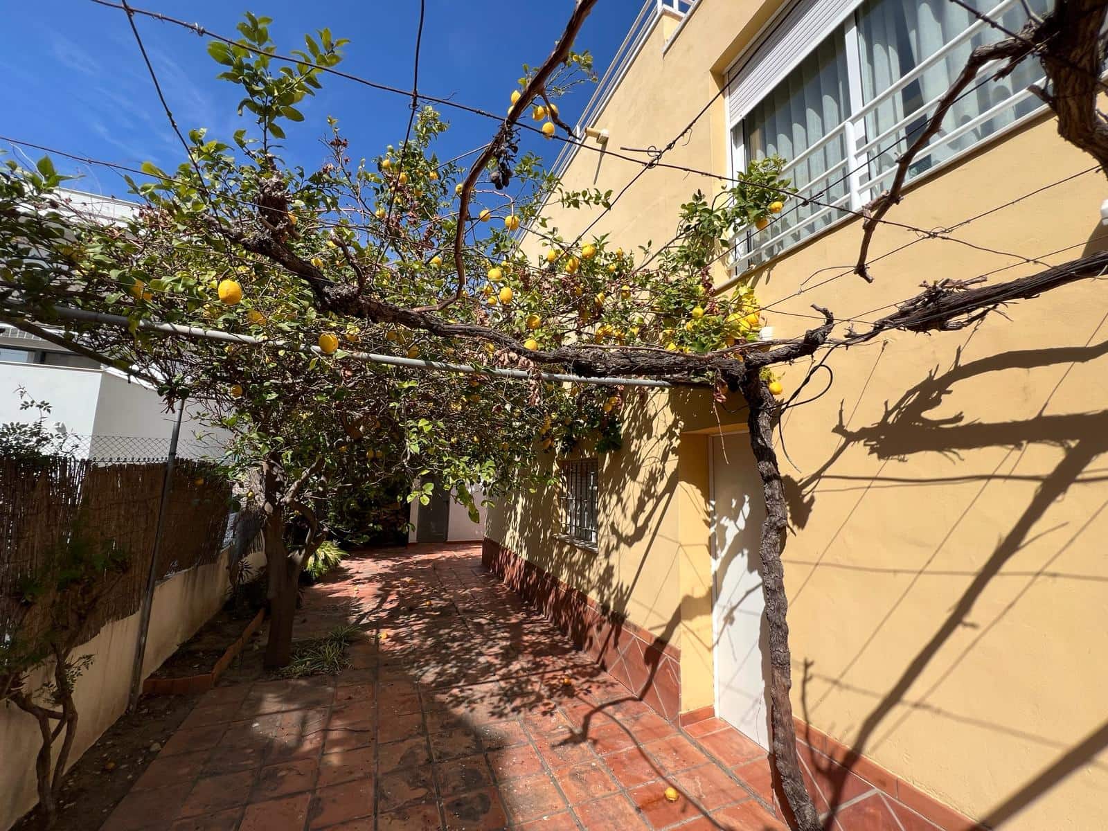 6 slaapkamer Villa te koop in Oliva - € 495.000 (Ref: 8155076)