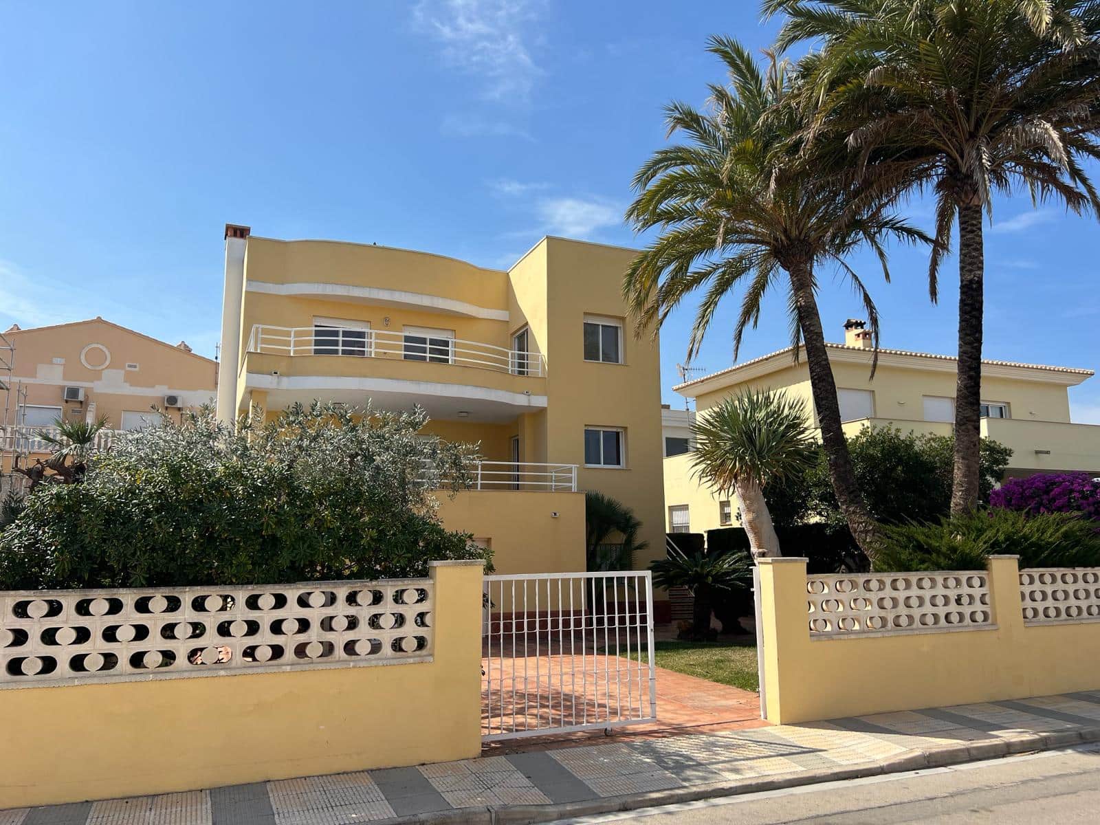 6 slaapkamer Villa te koop in Oliva - € 495.000 (Ref: 8155076)