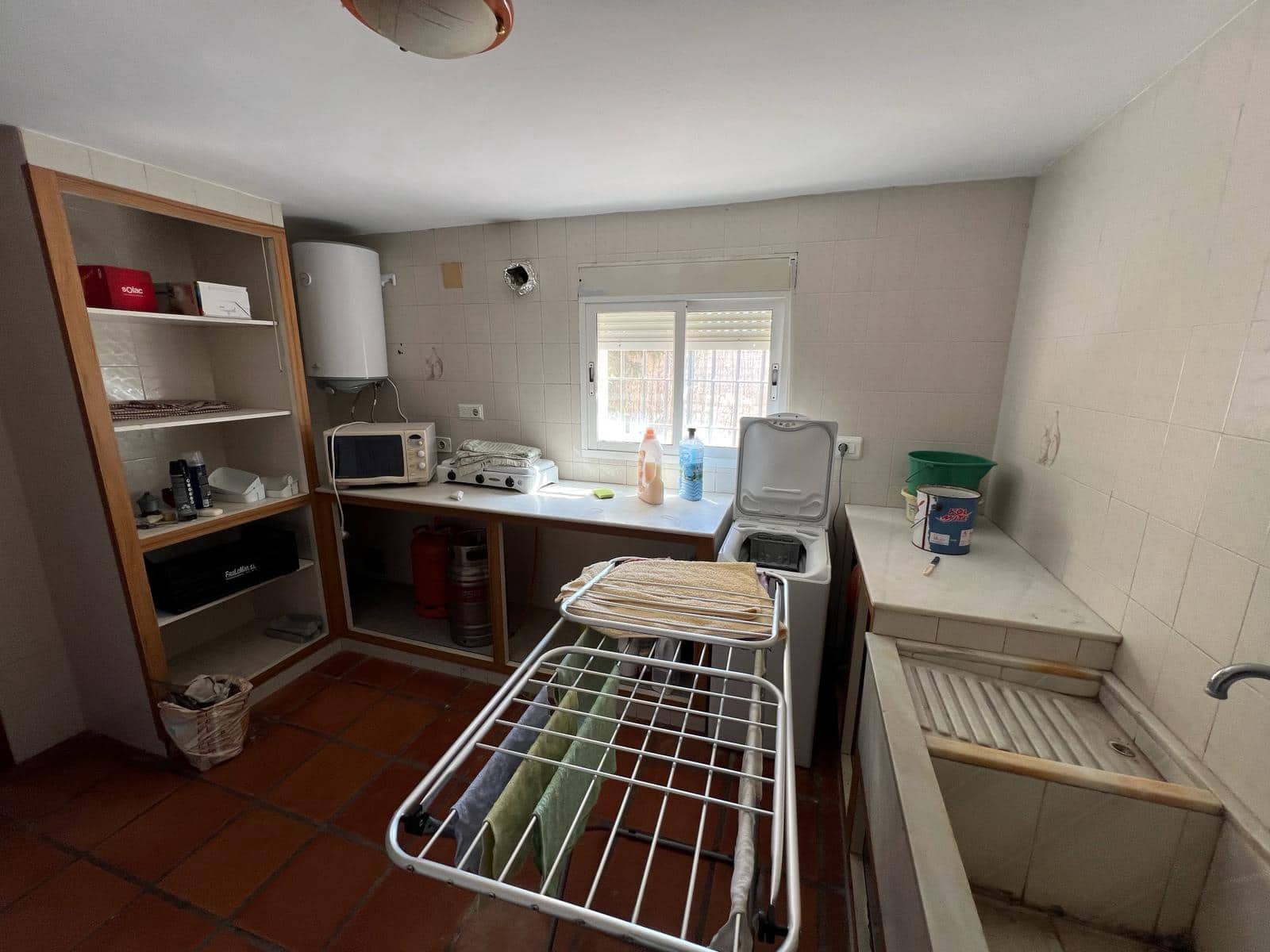 6 bedroom Villa for sale in Oliva - € 495,000 (Ref: 8155076)