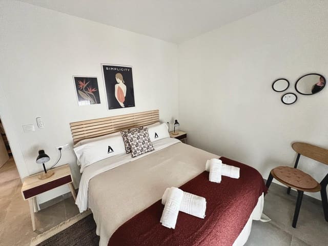 2 bedroom Apartment for sale in Oliva with pool - € 240,000 (Ref: 8166919)