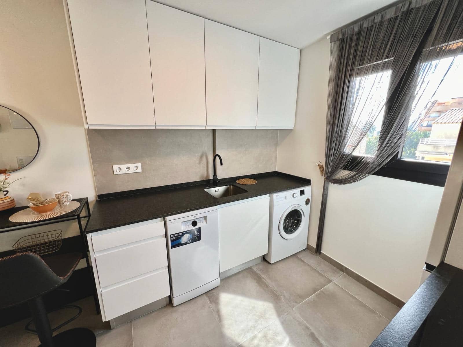 2 soveværelse Lejlighed til salg i Oliva med swimmingpool - € 240.000 (Ref: 8166919)