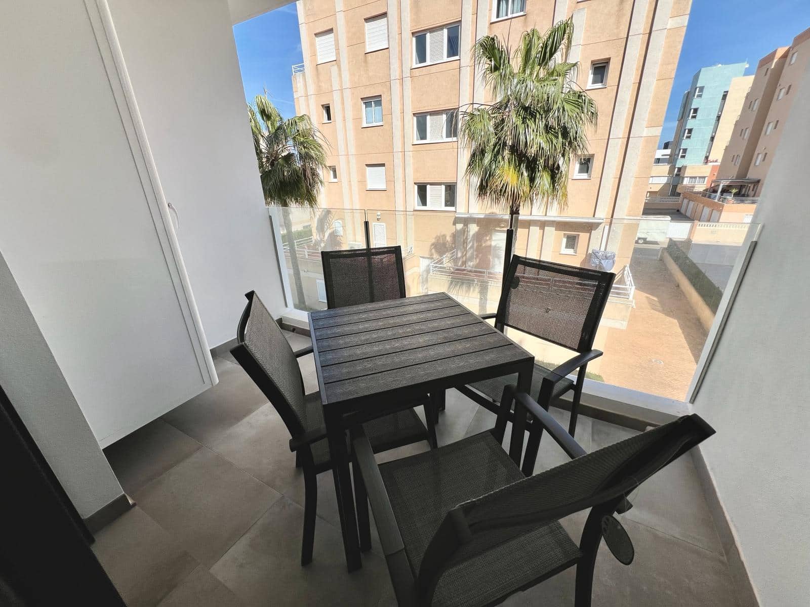 2 soveværelse Lejlighed til salg i Oliva med swimmingpool - € 240.000 (Ref: 8166919)