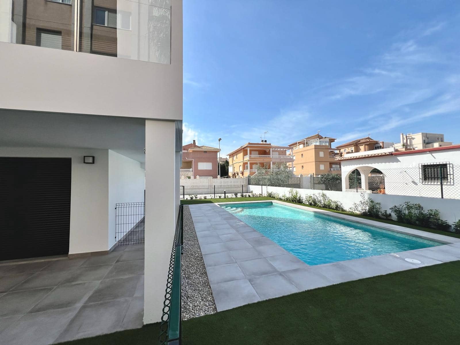 2 soveværelse Lejlighed til salg i Oliva med swimmingpool - € 240.000 (Ref: 8166919)