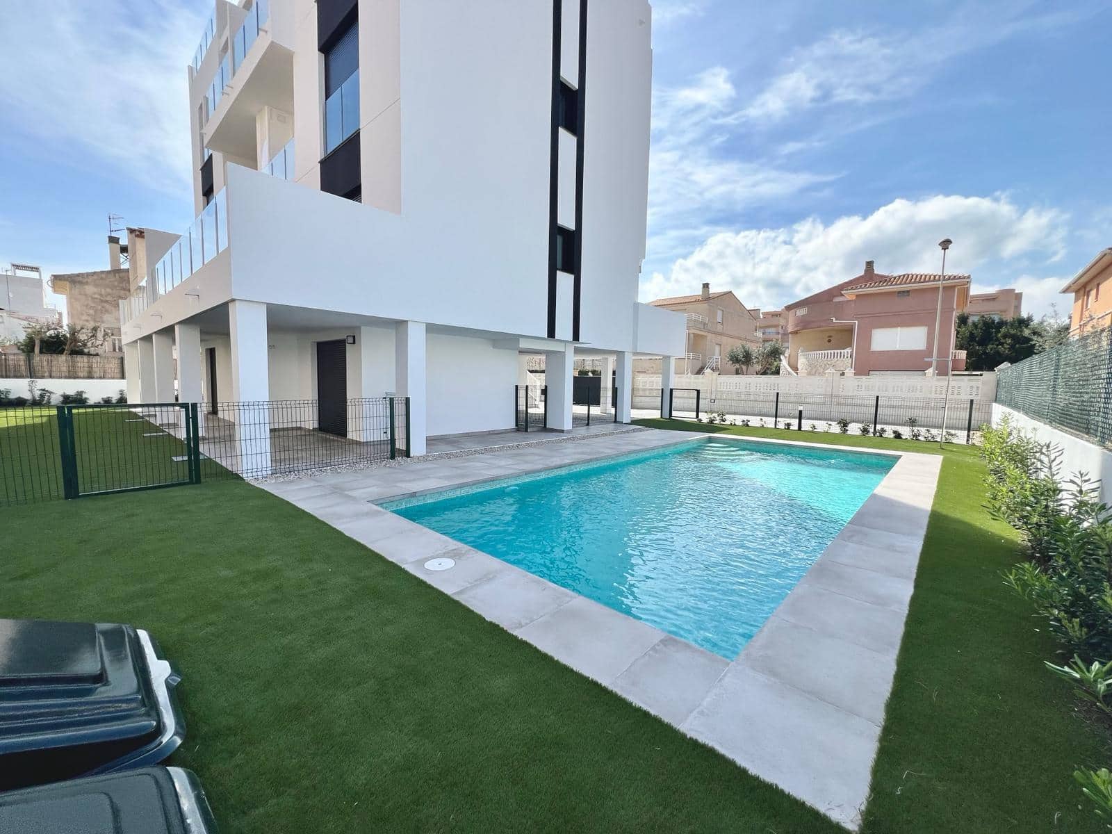 2 soveværelse Lejlighed til salg i Oliva med swimmingpool - € 240.000 (Ref: 8166919)