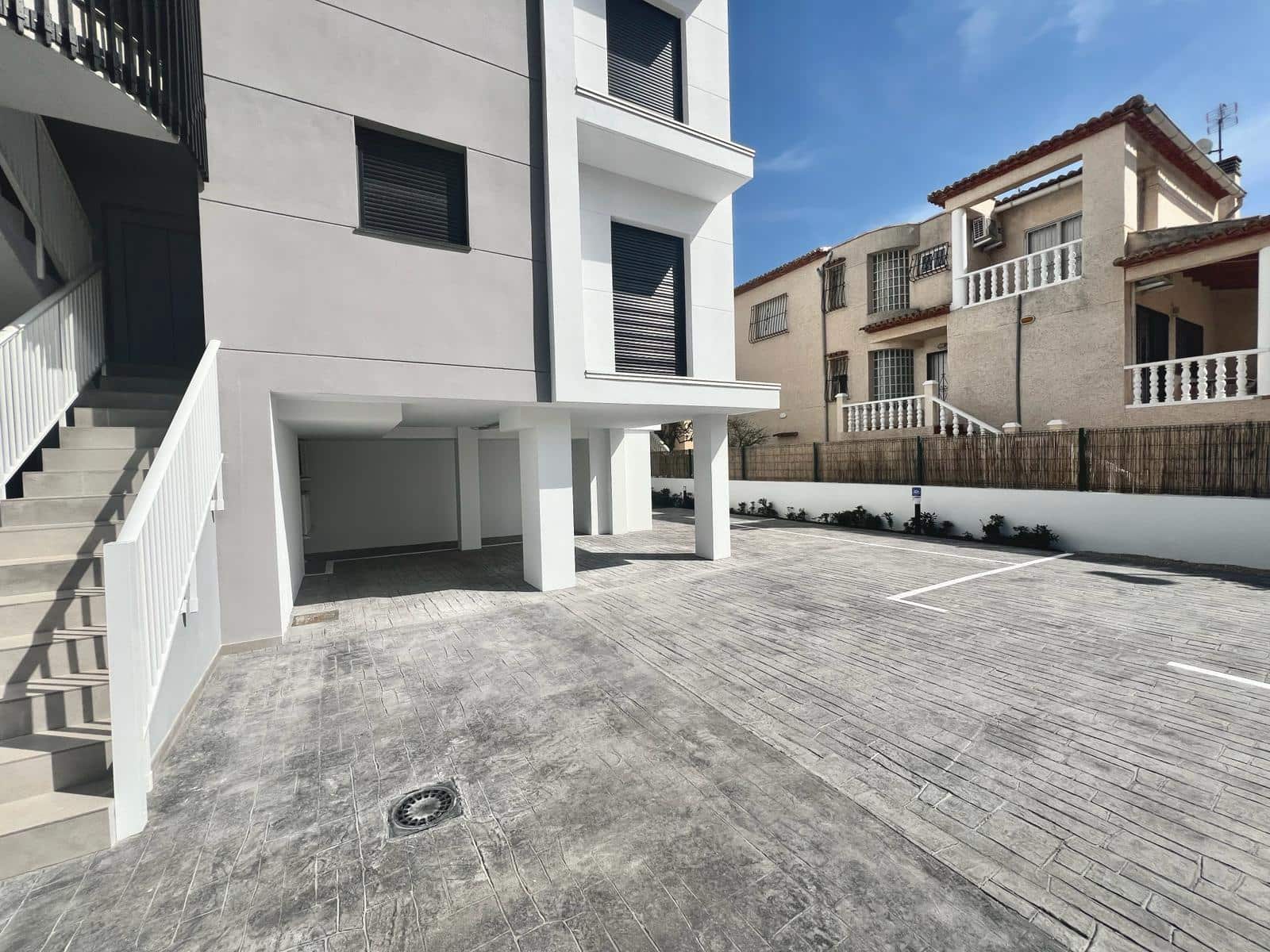 2 soveværelse Lejlighed til salg i Oliva med swimmingpool - € 240.000 (Ref: 8166919)