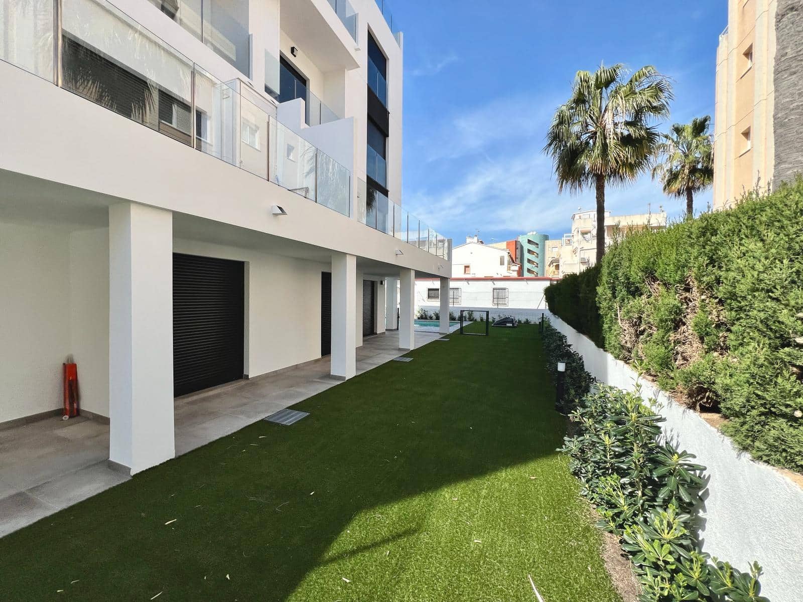 2 soveværelse Lejlighed til salg i Oliva med swimmingpool - € 240.000 (Ref: 8166919)