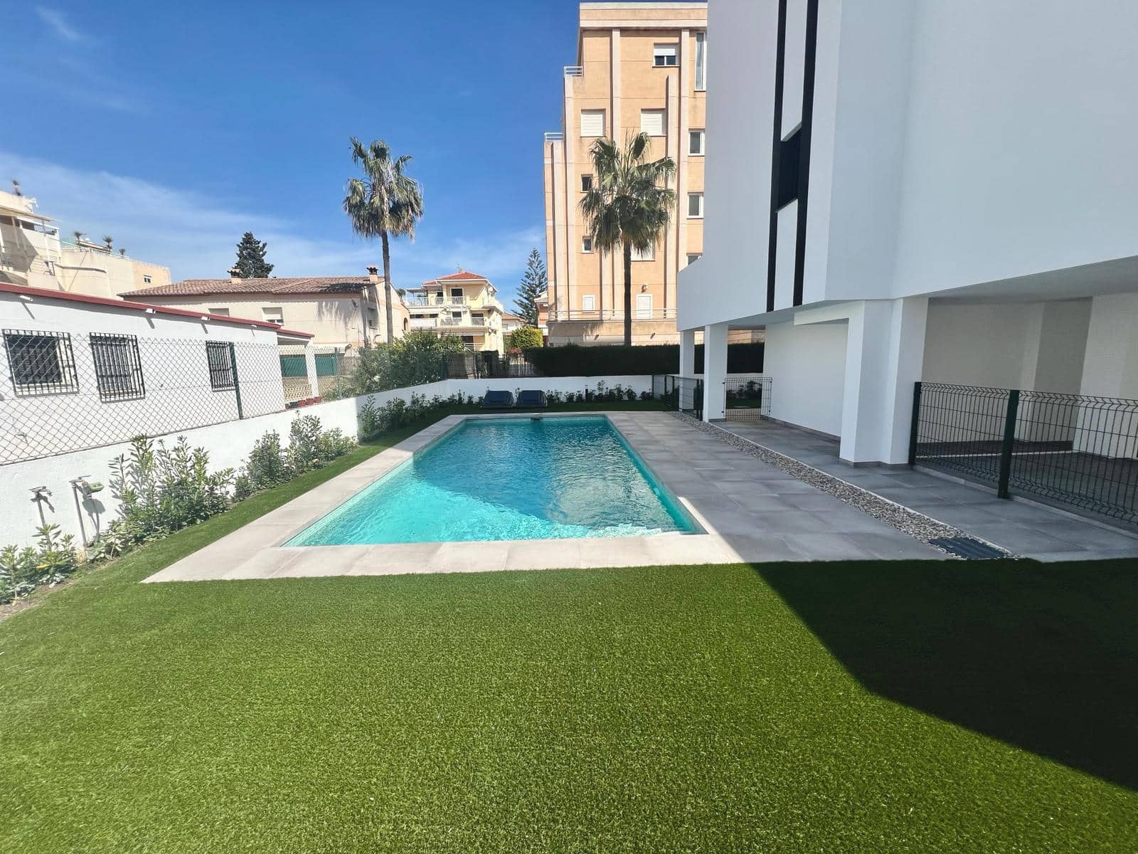 Apartamento de 2 habitaciones en Oliva en venta con piscina - 240.000 € (Ref: 8166919)