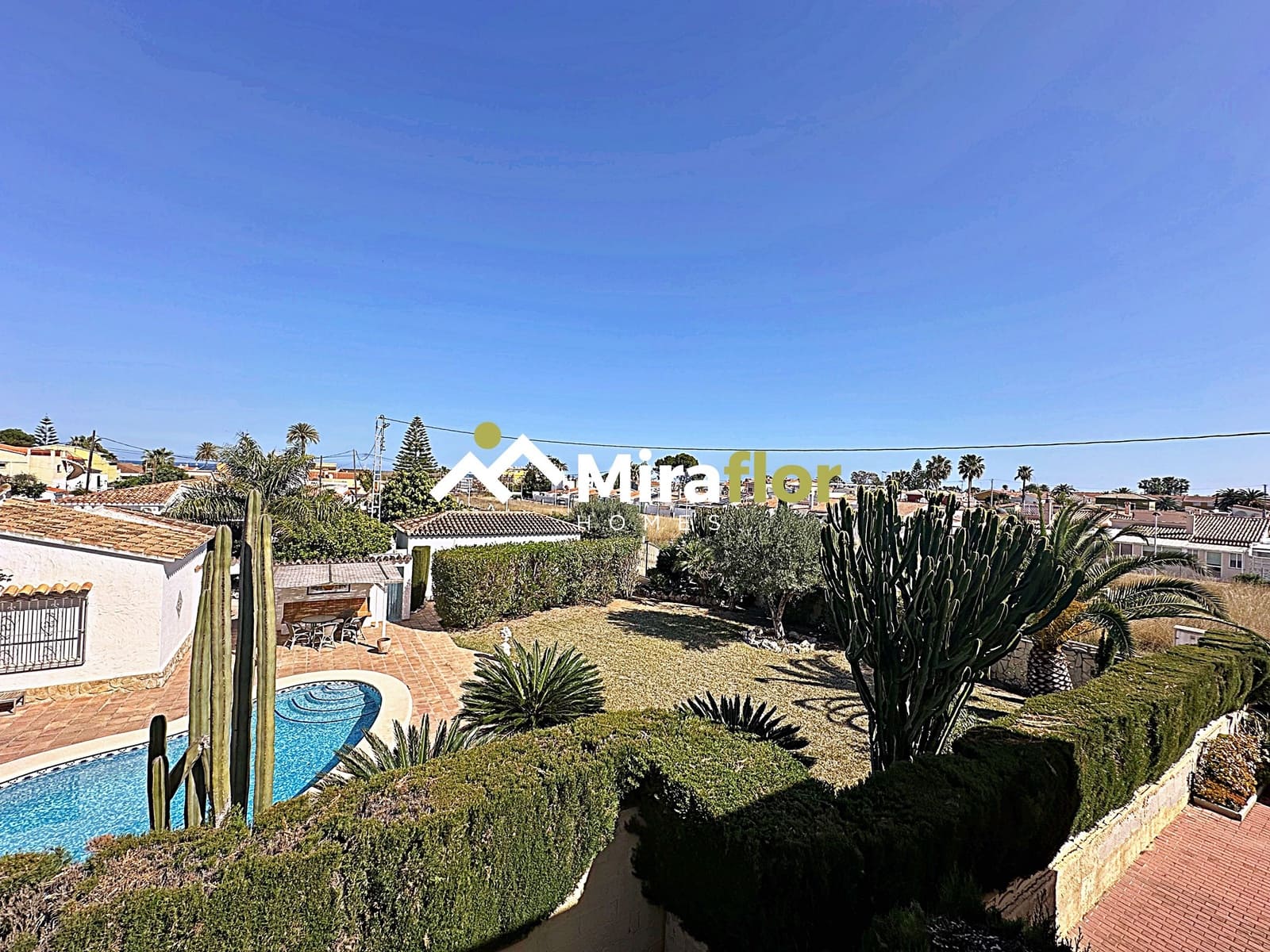 3 Zimmer Villa zu verkaufen in Els Poblets mit Pool - 848.000 € (Ref: 8310849)