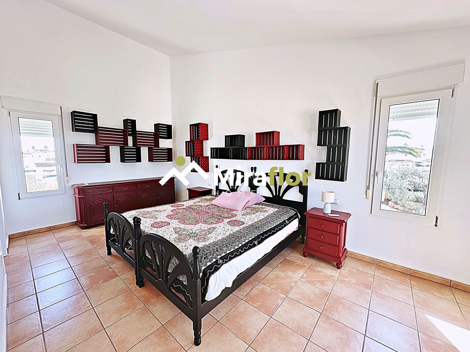 3 makuuhuone Huvila myytävänä paikassa Els Poblets mukana uima-altaan - 848 000 € (Ref: 8310849)