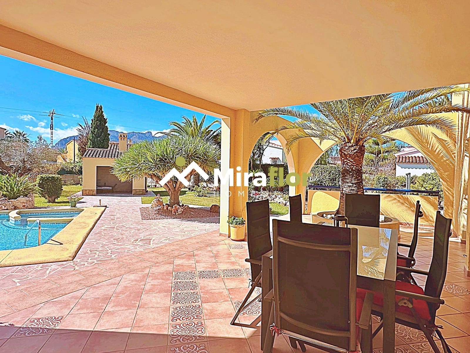 3 makuuhuone Huvila myytävänä paikassa Els Poblets mukana uima-altaan - 848 000 € (Ref: 8310849)