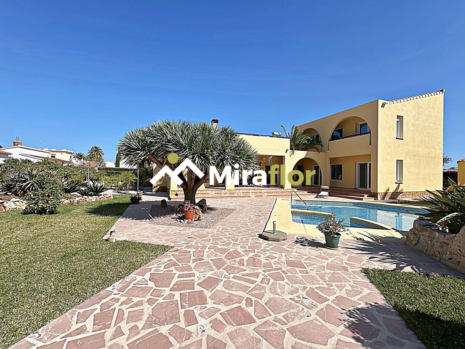 3 makuuhuone Huvila myytävänä paikassa Els Poblets mukana uima-altaan - 848 000 € (Ref: 8310849)