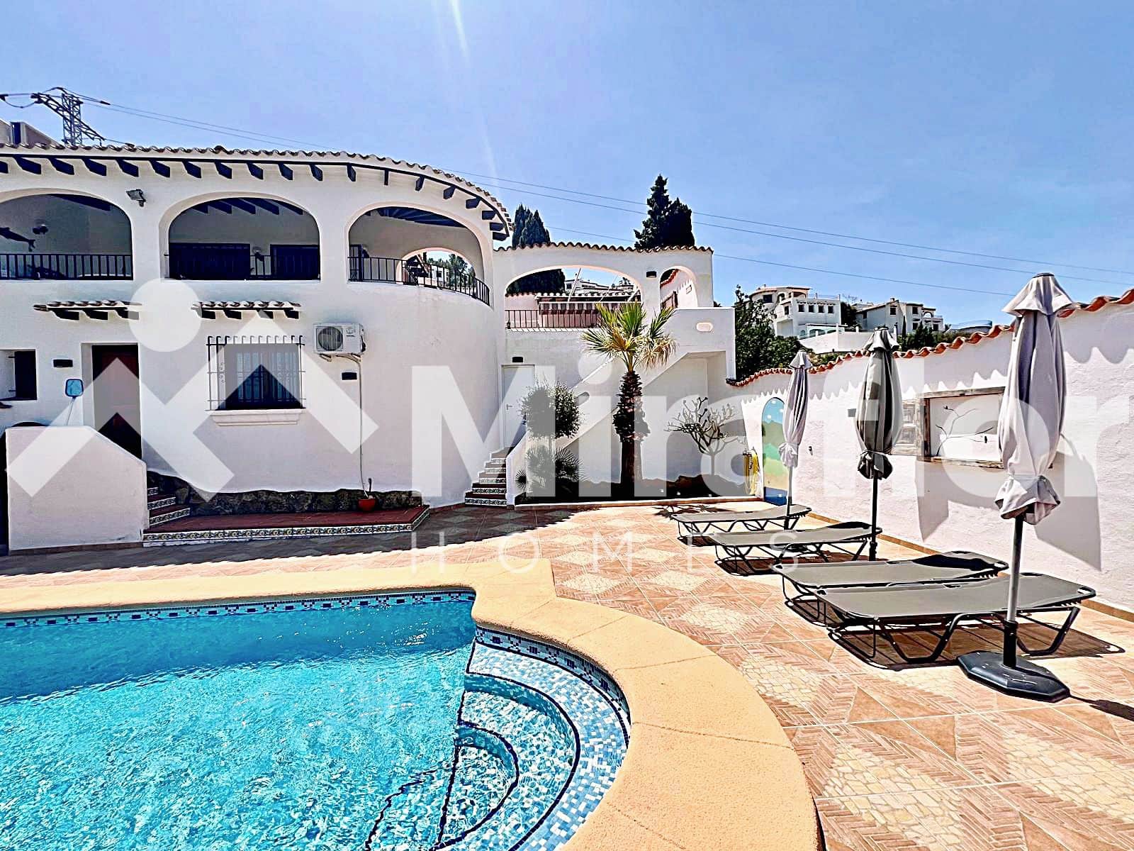 5 Zimmer Villa zu verkaufen in Monte Pego mit Pool - 575.000 € (Ref: 8338068)