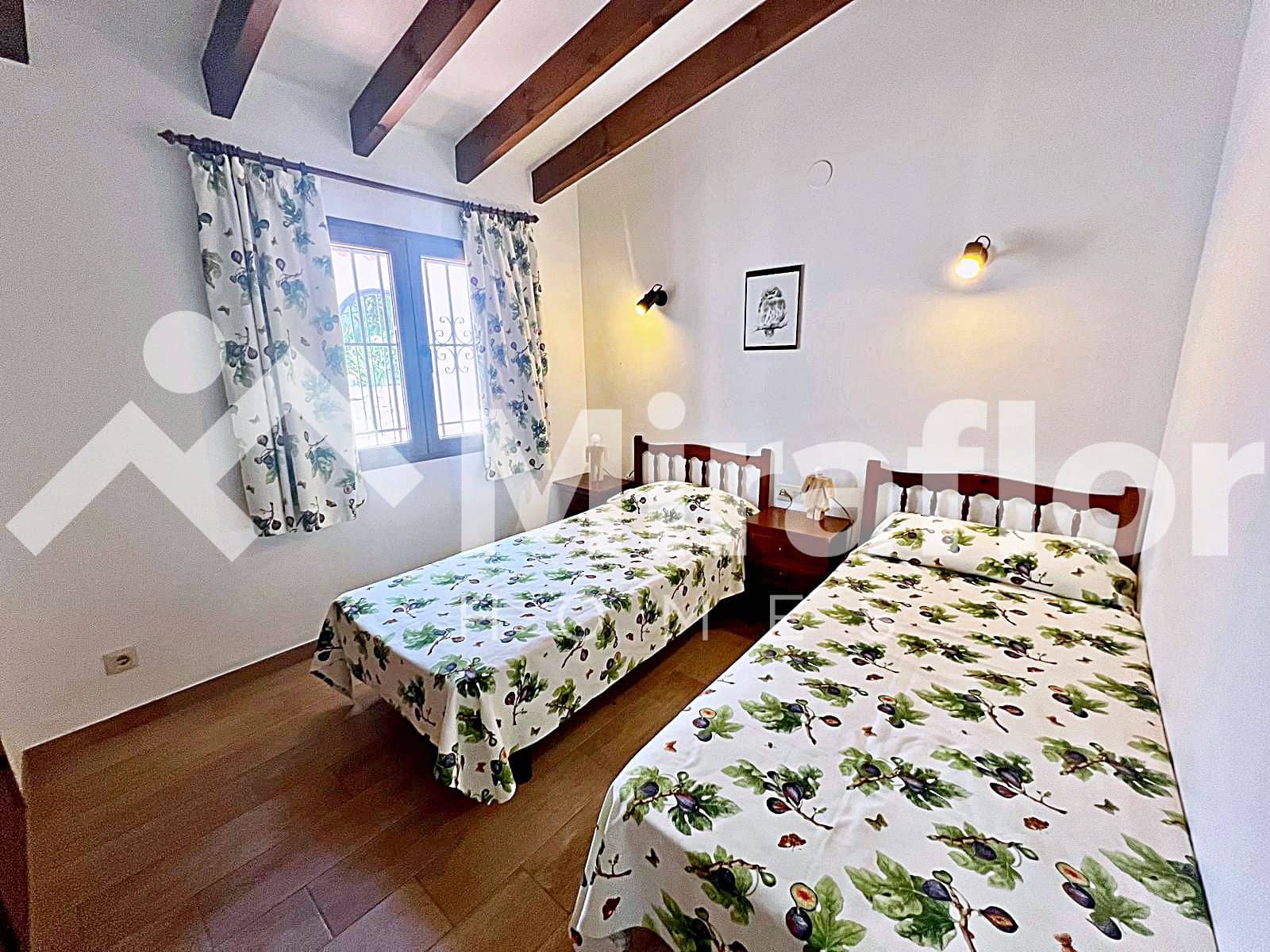 5 Zimmer Villa zu verkaufen in Monte Pego mit Pool - 575.000 € (Ref: 8338068)