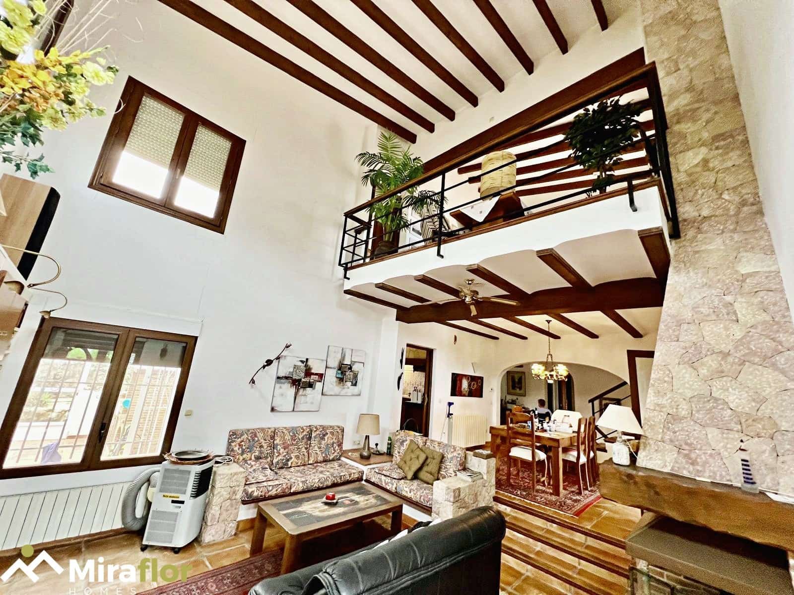 3 soveværelse Villa til salg i Monte Pego med swimmingpool - € 690.000 (Ref: 8343278)