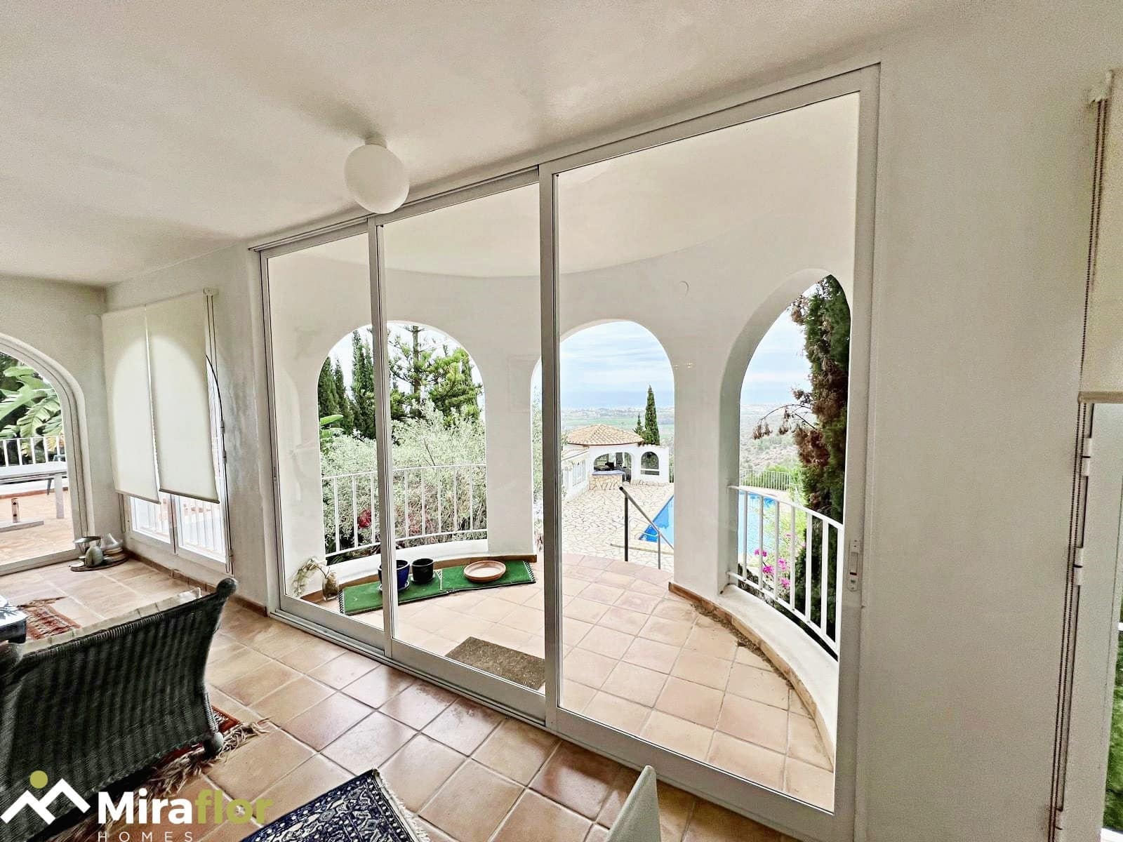 3 soveværelse Villa til salg i Monte Pego med swimmingpool - € 690.000 (Ref: 8343278)