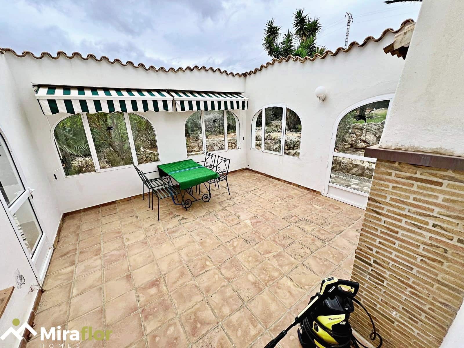 3 soveværelse Villa til salg i Monte Pego med swimmingpool - € 690.000 (Ref: 8343278)