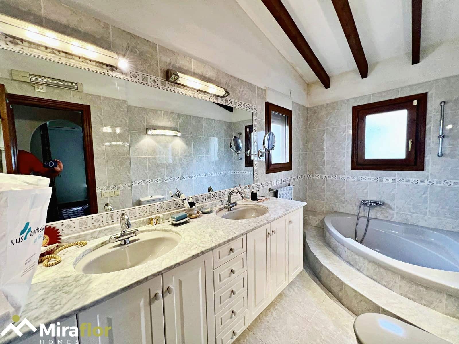 3 soveværelse Villa til salg i Monte Pego med swimmingpool - € 690.000 (Ref: 8343278)