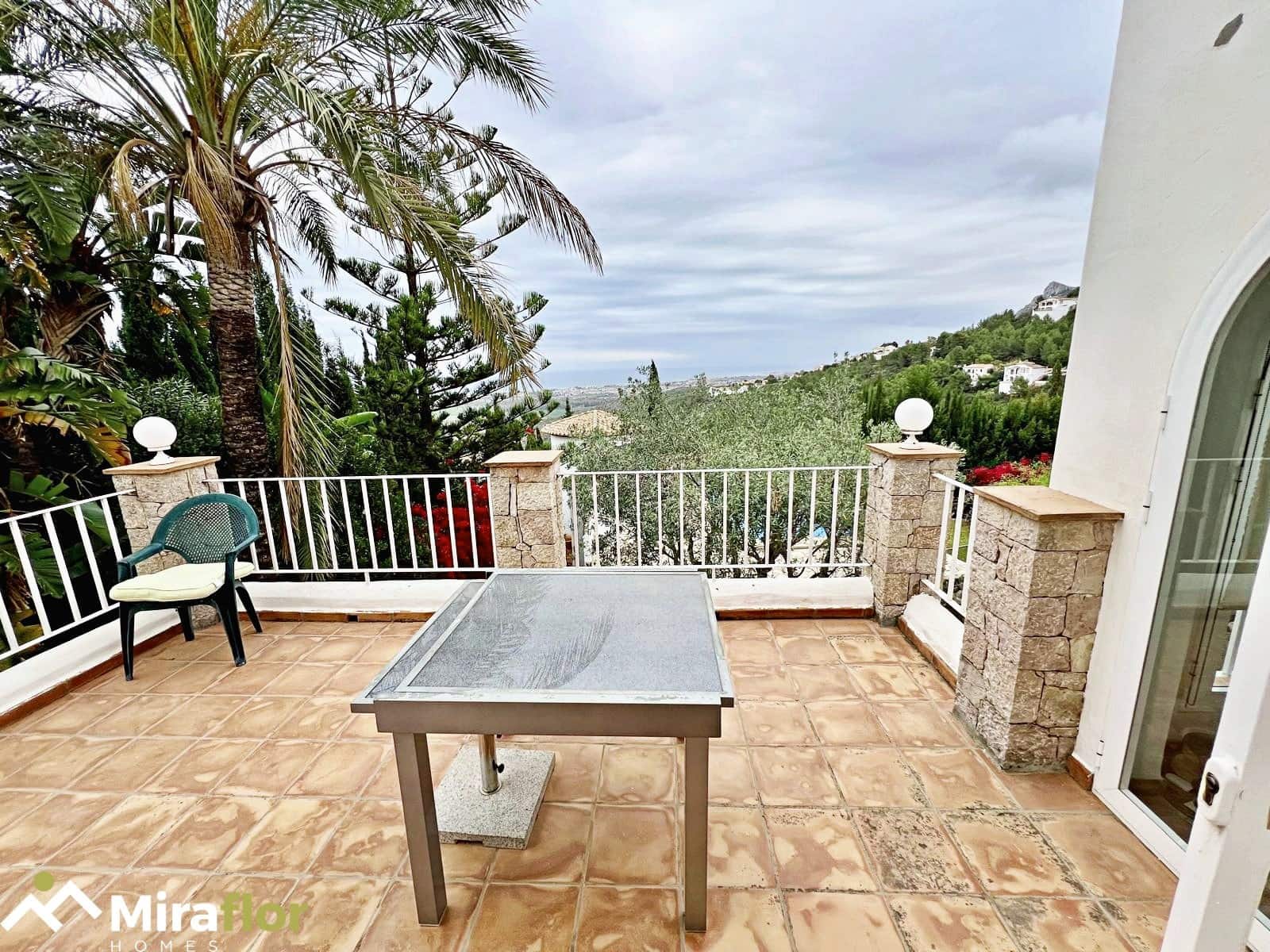 3 soveværelse Villa til salg i Monte Pego med swimmingpool - € 690.000 (Ref: 8343278)